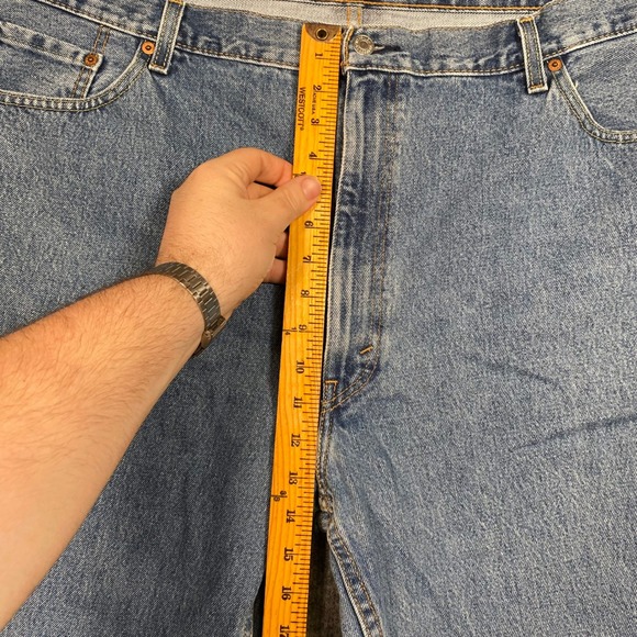 Levis 550 Relaxed Fit Tapered Leg Jeans Mens 48x29 Medium Wash Blue Denim - Picture 5 of 9